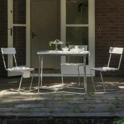 1 Gartenstuhl Eiche