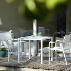 Aria Gartentisch