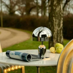 Bell LED Tischleuchte mit Akku