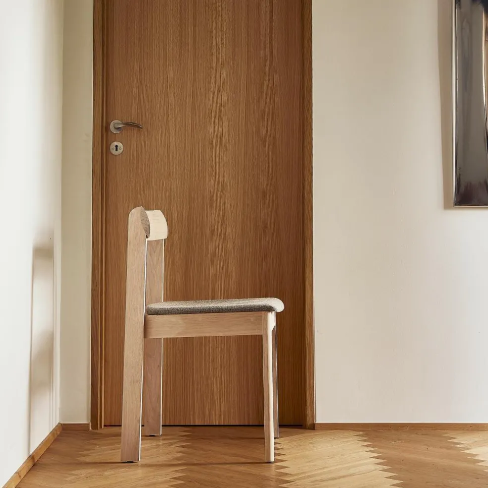 Blueprint Stuhl mit Sitzpolster