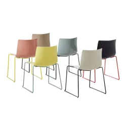 Catifa 46 0278 Stuhl Kufe farbig lackiert
