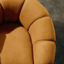 Croissant Lounge Chair Leder