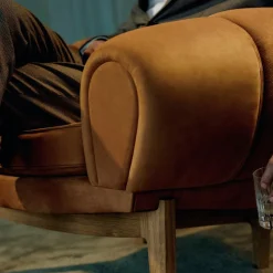 Croissant Lounge Chair Leder