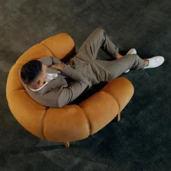 Croissant Lounge Chair Leder