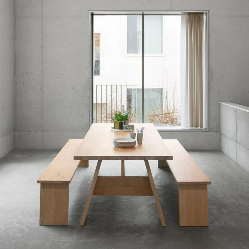 e15 DC01 Fayland Tisch