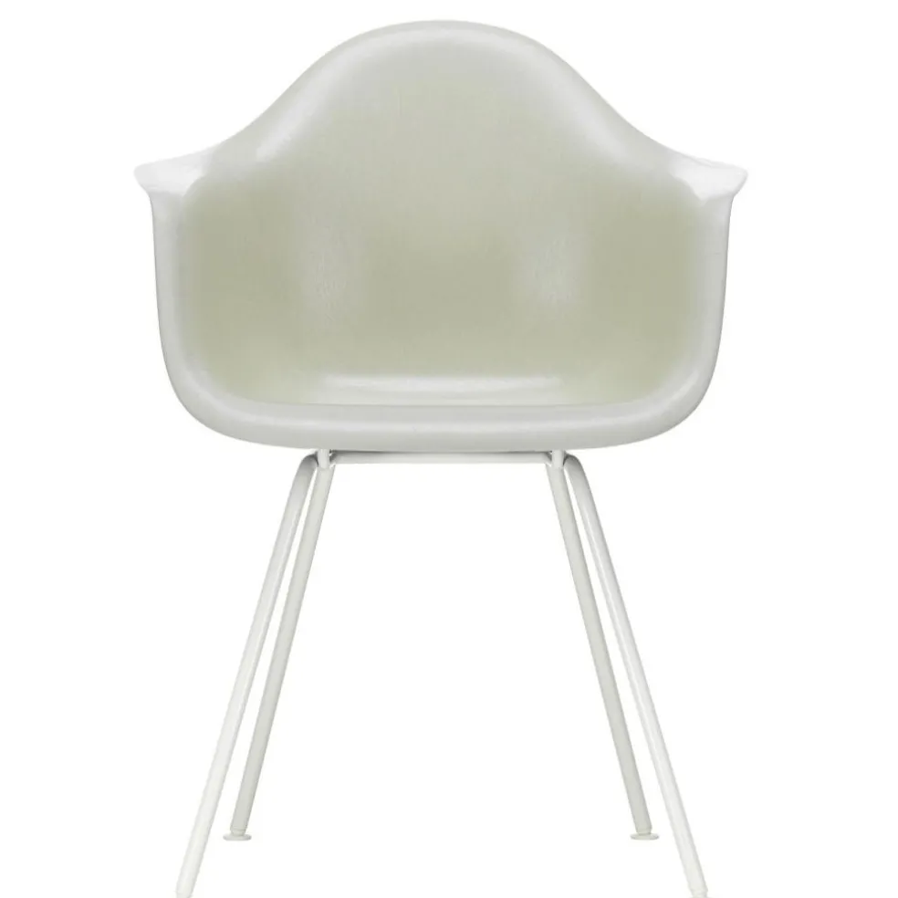 Eames Fiberglass Armchair DAX Gestell weiß