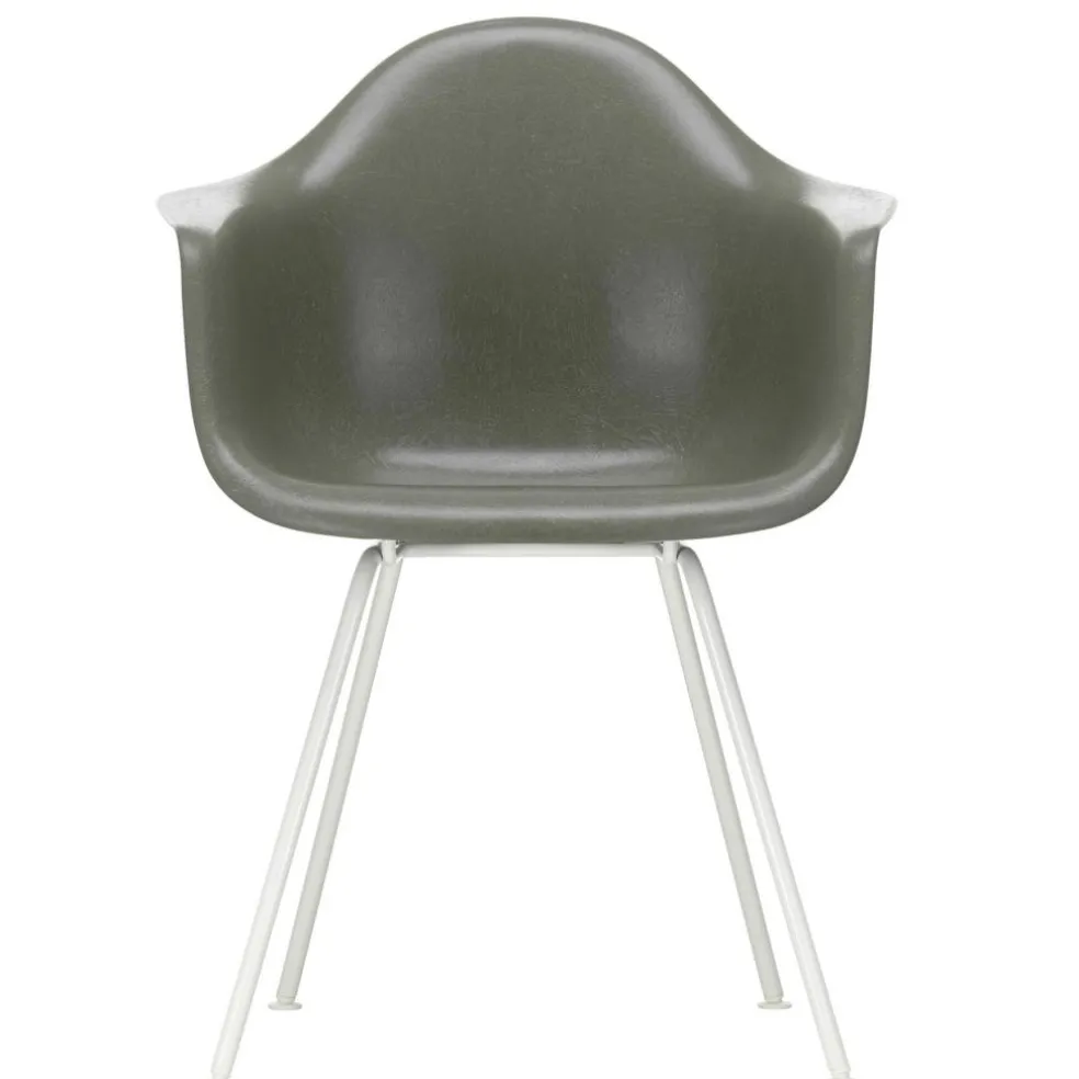 Eames Fiberglass Armchair DAX Gestell weiß
