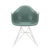 Eames Fiberglass Armchair DAR Gestell weiß