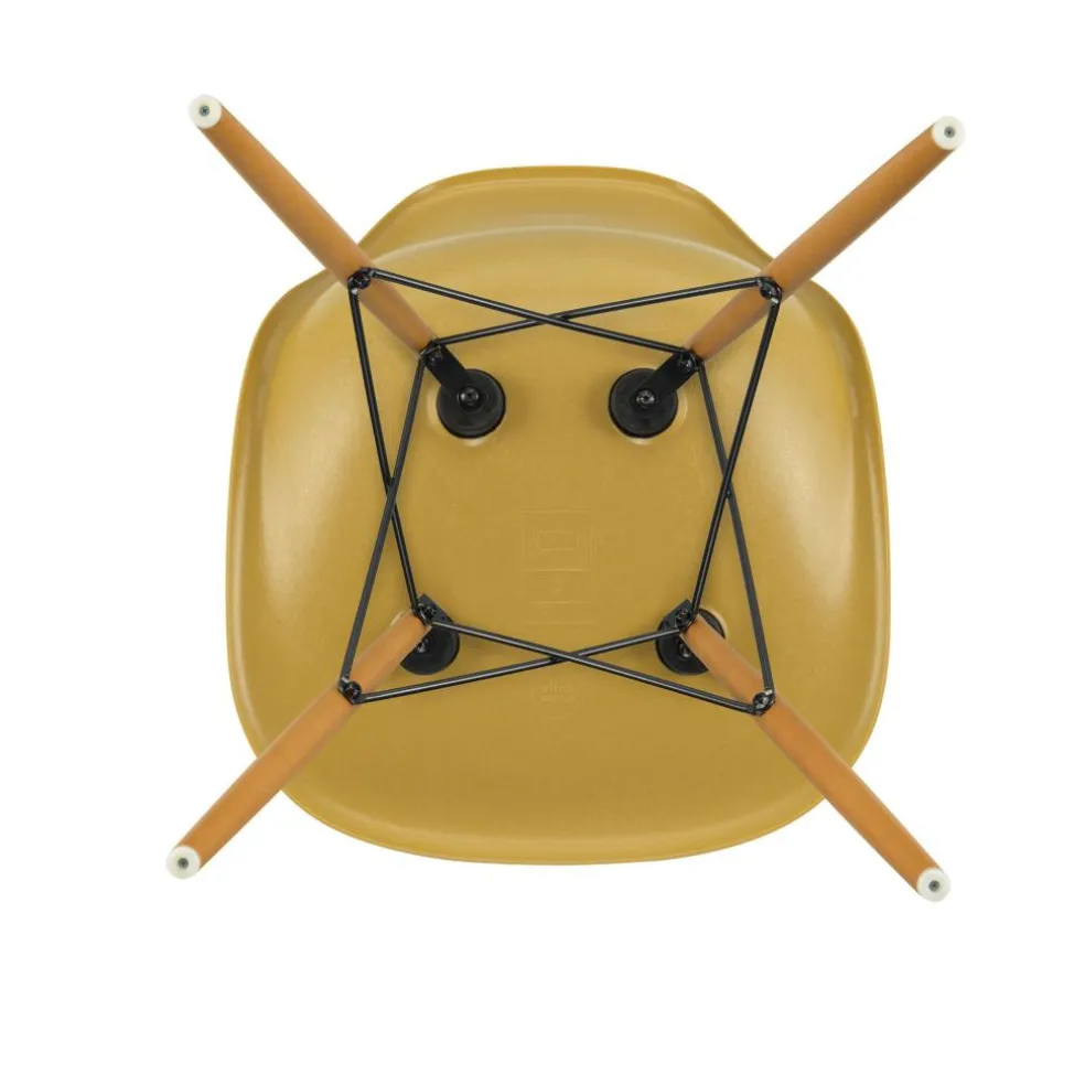 Eames Fiberglass Side Chair DSW Ahorn gelblich