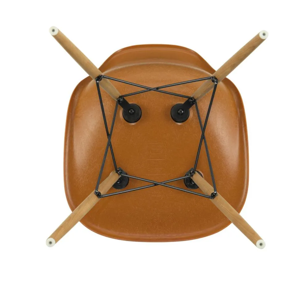 Eames Fiberglass Side Chair DSW Gestell Esche