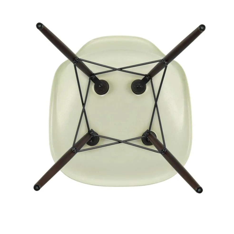 Eames Fiberglass Side Chair DSW Ahorn dunkel