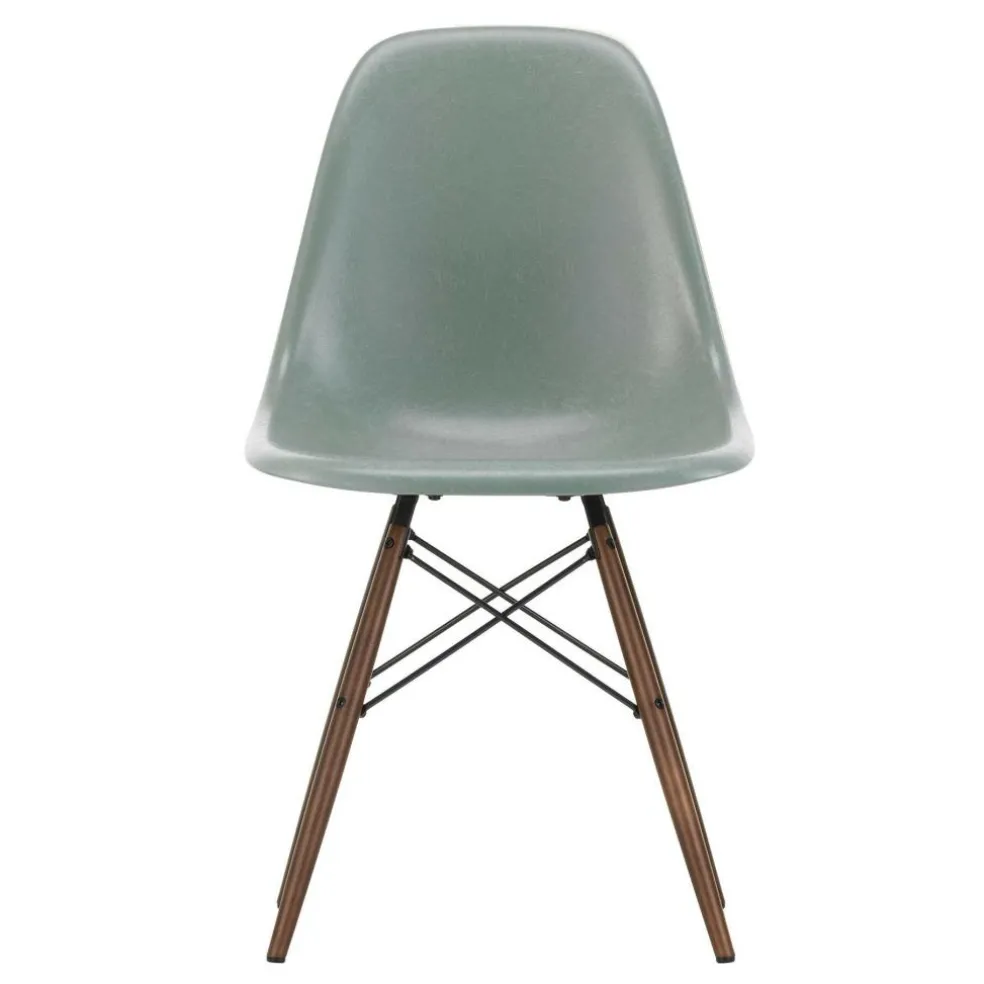 Eames Fiberglass Side Chair DSW Ahorn dunkel