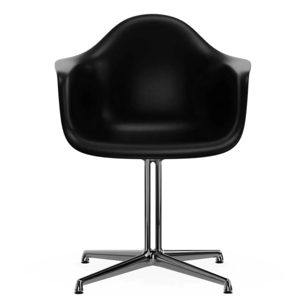 Eames Plastic Armchair DAL RE Gestell poliert