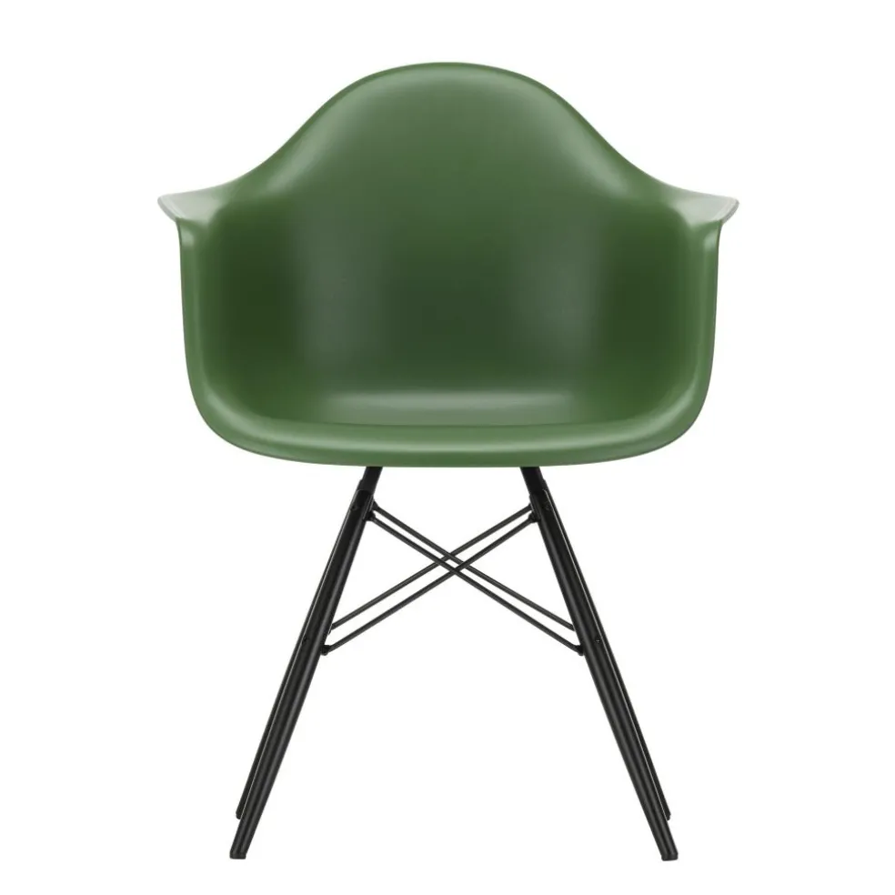 Eames Plastic Armchair DAW RE Ahorn schwarz