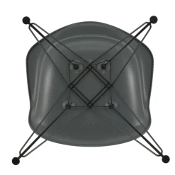 Eames Plastic Armchair DAR RE Gestell schwarz