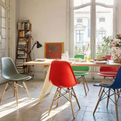 Eames Plastic Side Chair DSW RE Gestell Esche