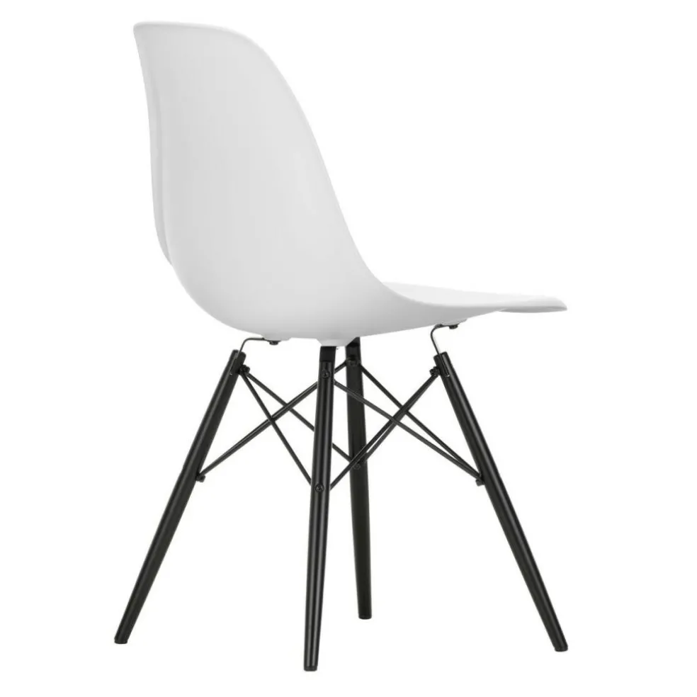 Eames Plastic Side Chair DSW RE Ahorn schwarz