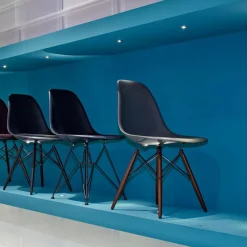 Eames Plastic Side Chair DSW RE Ahorn schwarz