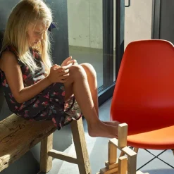 Eames Plastic Side Chair DSW Ahorn gelblich