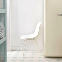 Eames Plastic Side Chair DSX Gestell weiß