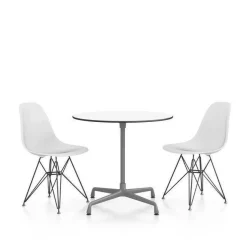 Eames Plastic Side Chair DSR Gestell schwarz