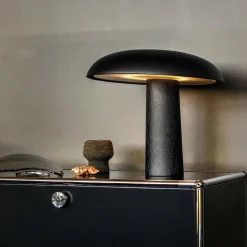 Forma LED Tischleuchte