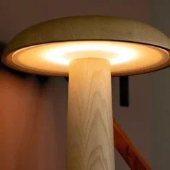 Forma LED Tischleuchte