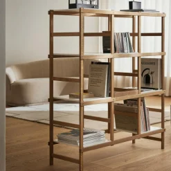 Frame Regal hoch