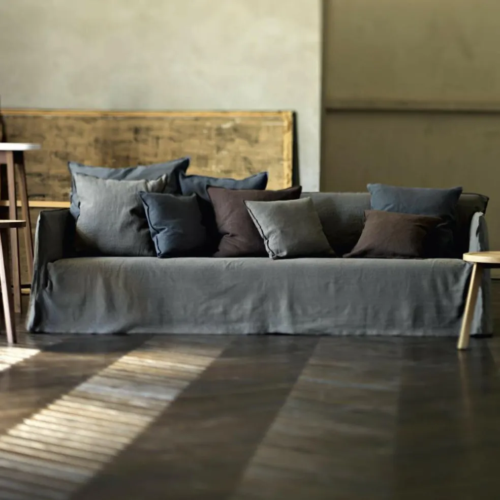 Ghost 14 Sofa 260x85cm