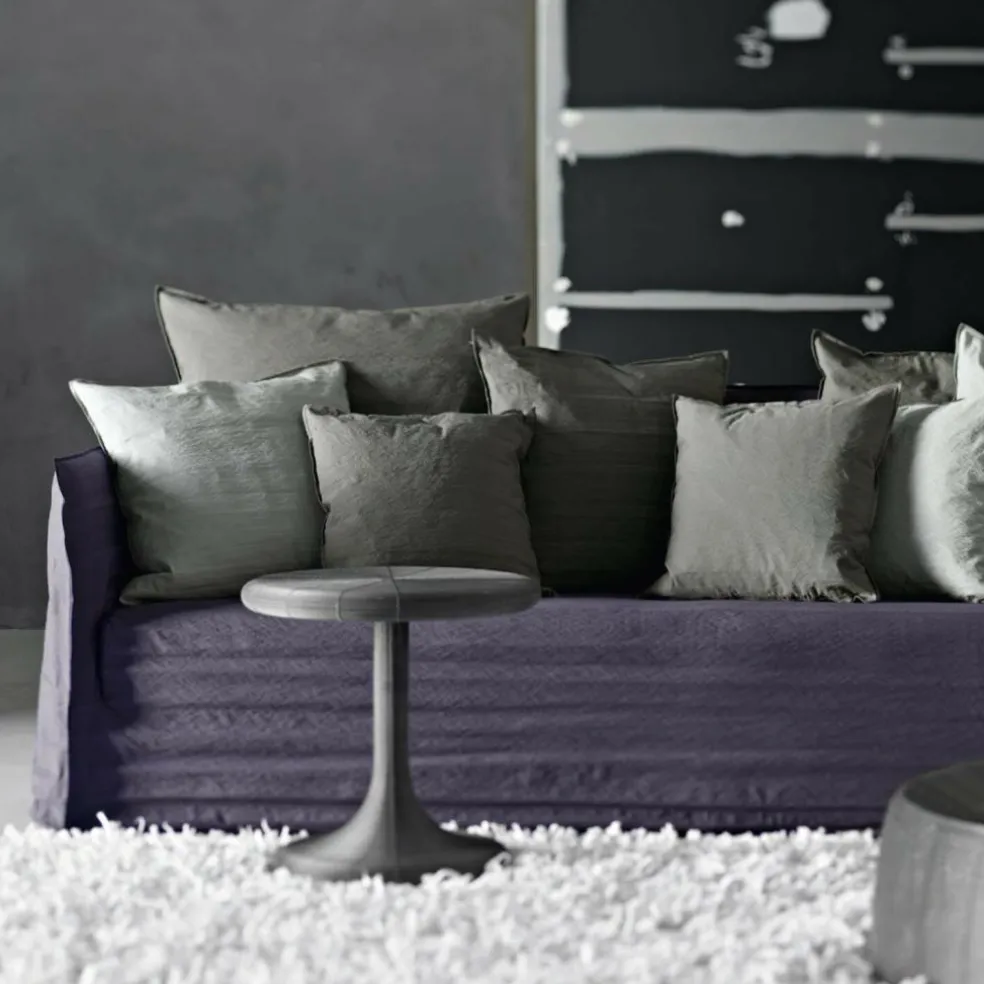 Ghost 14 Sofa 260x85cm