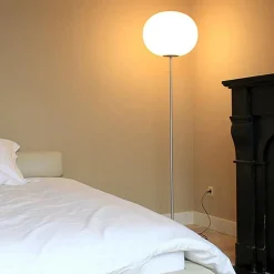 Glo-Ball F1 Stehleuchte