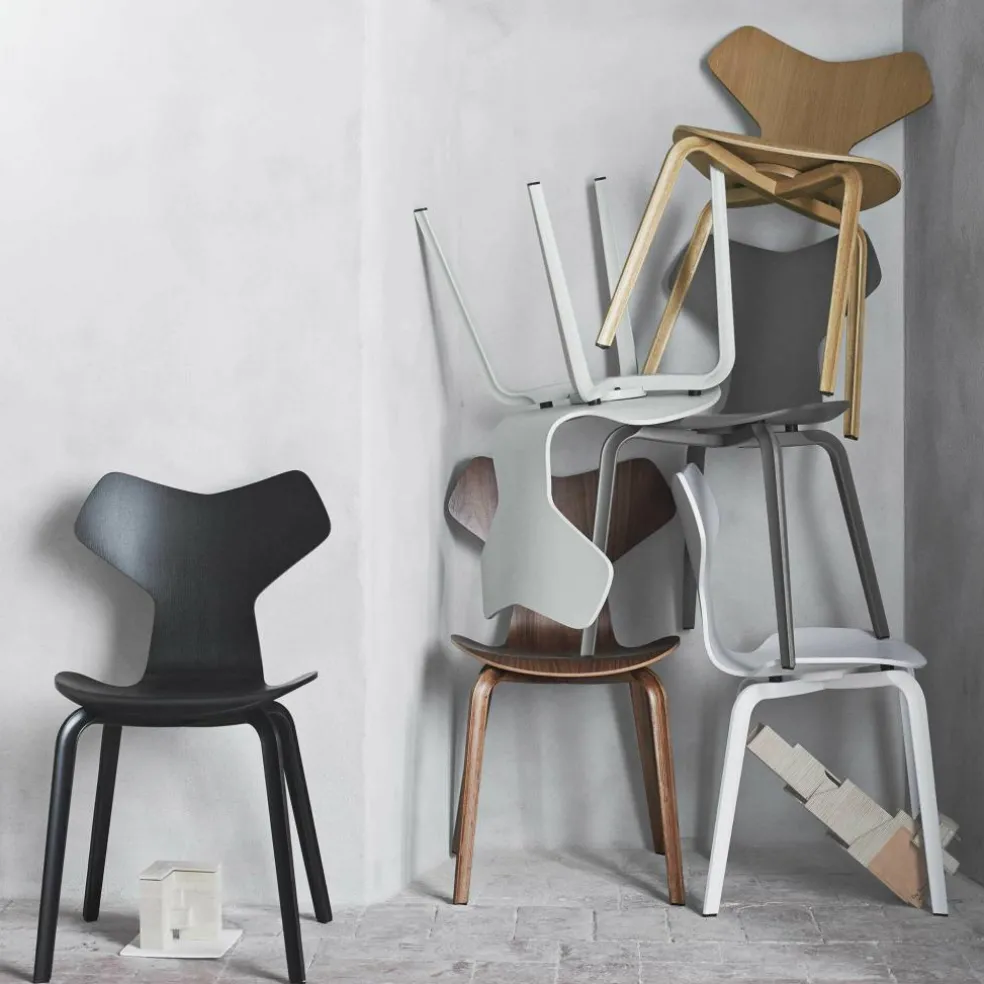 Grand Prix™ Stuhl mit Holzgestell