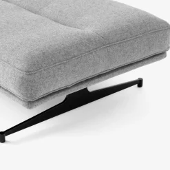 Inland AV32 Pouf