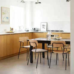 J182 Holmen Stuhl stapelbar 4er Set