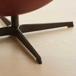 Jubiläumsedition 2022 Egg/Das Ei™ Fußhocker Leder