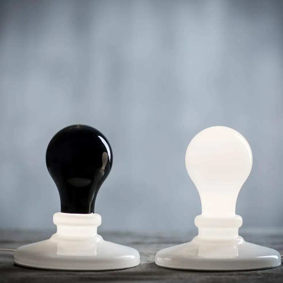 Light Bulb LED Tischleuchte