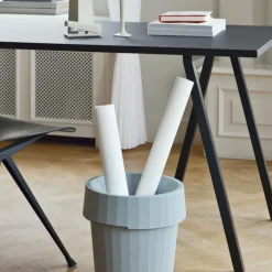 Loop Stand Tisch