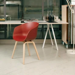 Loop Stand Tisch