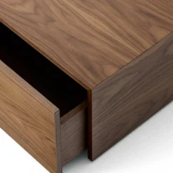 Mass High Couchtisch mit Schublade
