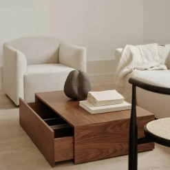 Mass High Couchtisch mit Schublade