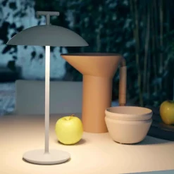 Mini Geen-A LED Outdoor Tischleuchte mit Akku