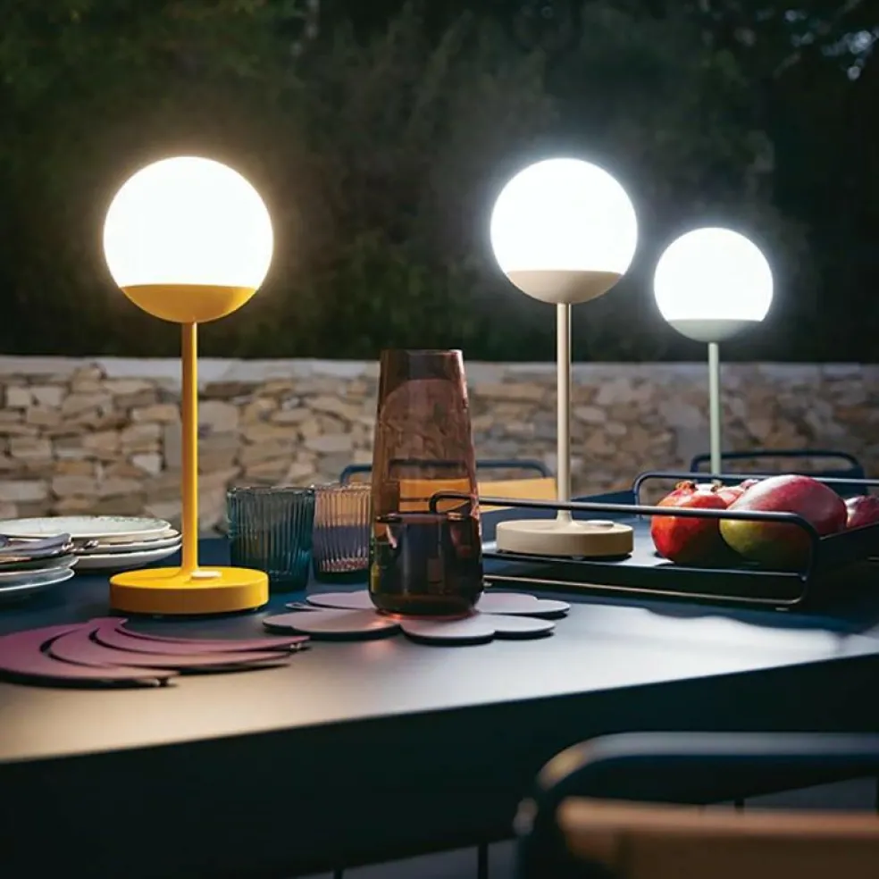 Mooon! LED Tischleuchte mit Akku