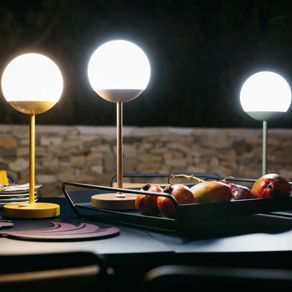 Mooon! LED Tischleuchte mit Akku