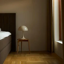 Panthella 320 V2 Tischleuchte