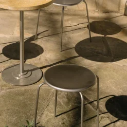 Petit Rond Hocker