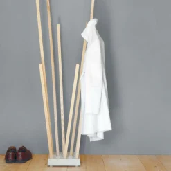 Pin Coat Garderobe
