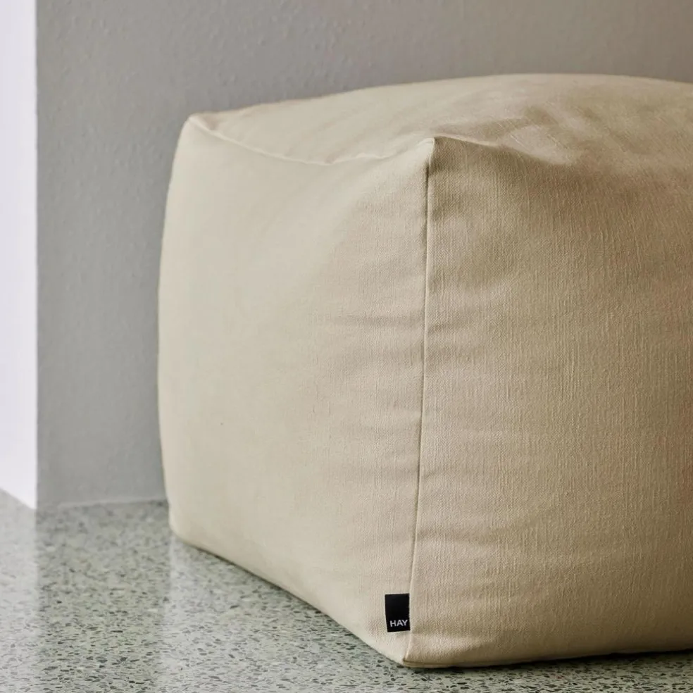 Planar Pouf