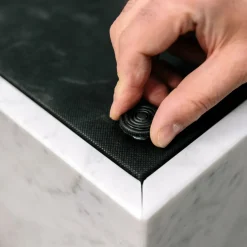 Plinth Tall Beistelltisch