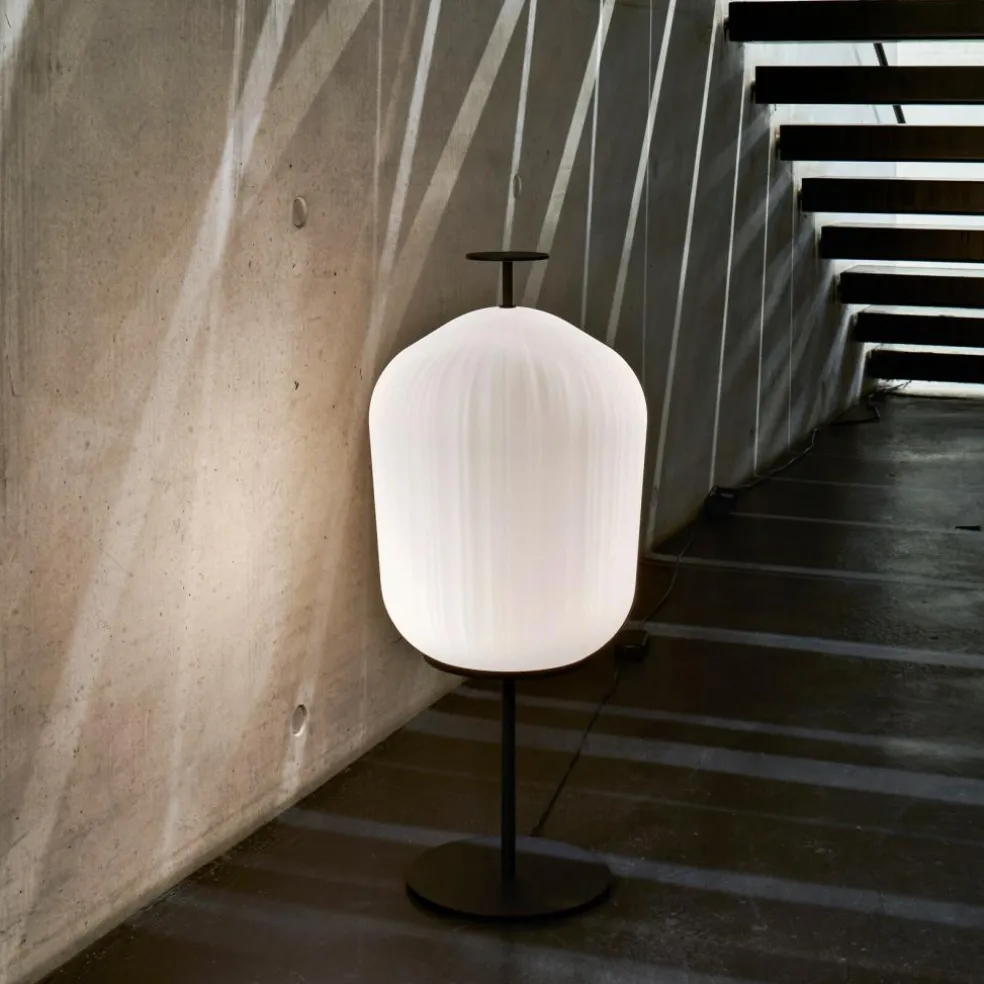 Plissée LED Stehleuchte