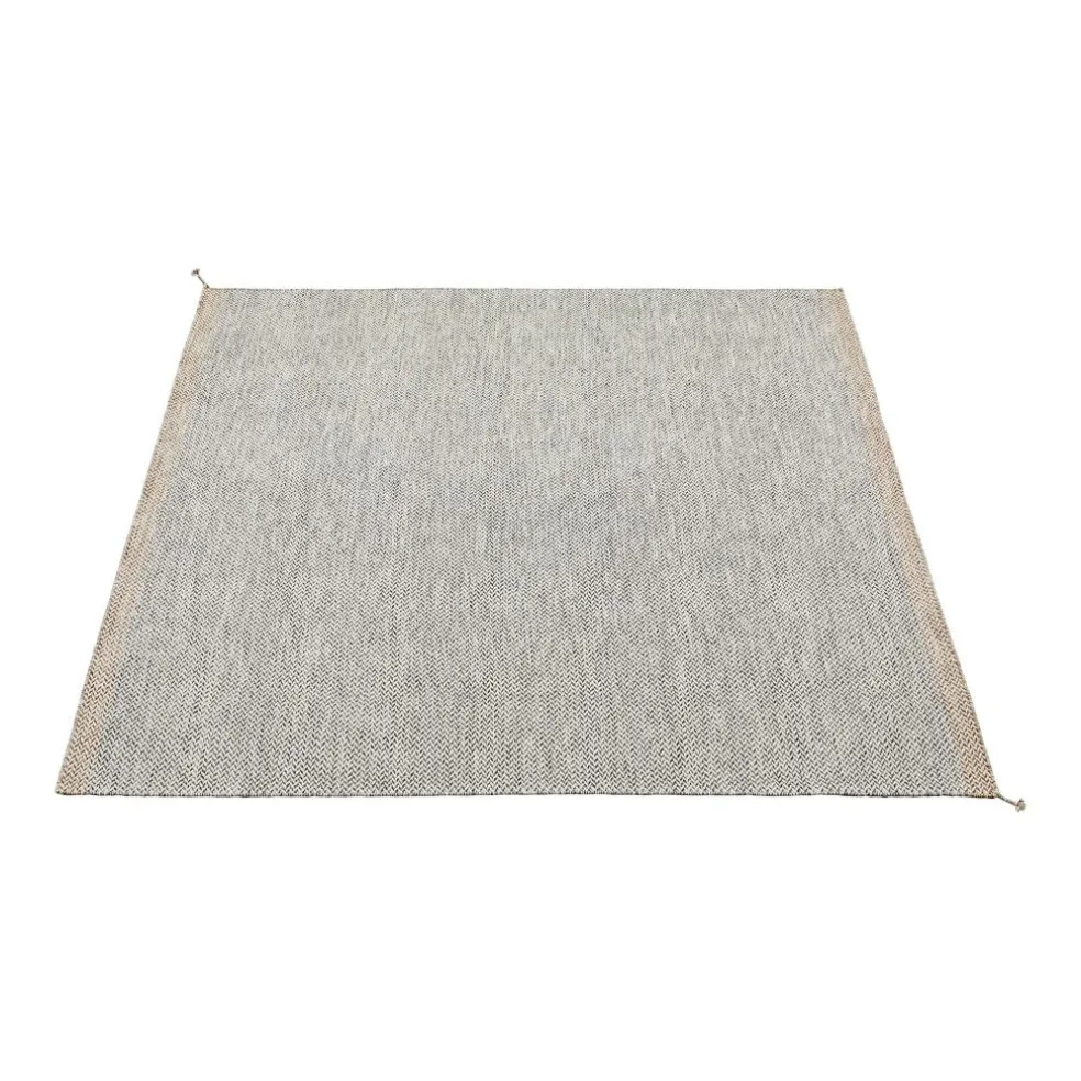 Ply Teppich 240x240cm